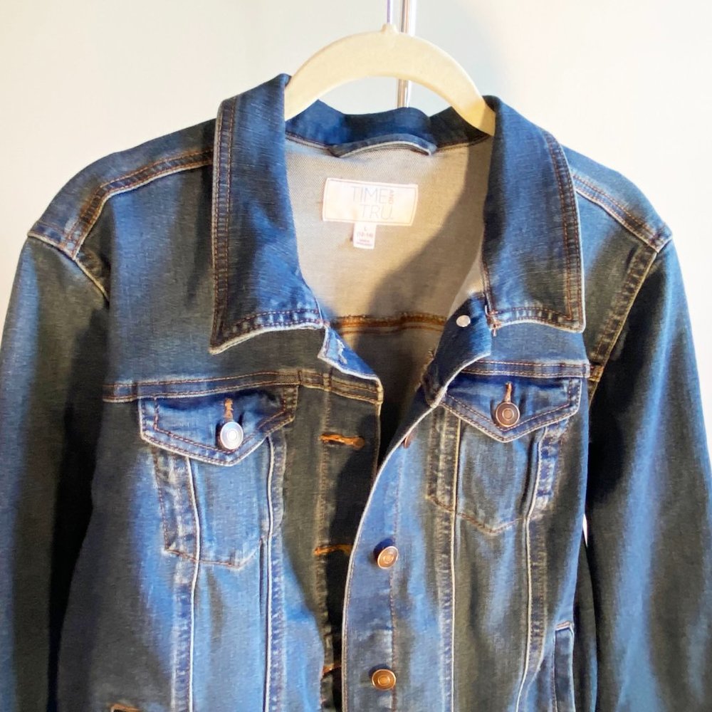 Classic Denim Jacket, Perfect Condition - image 3